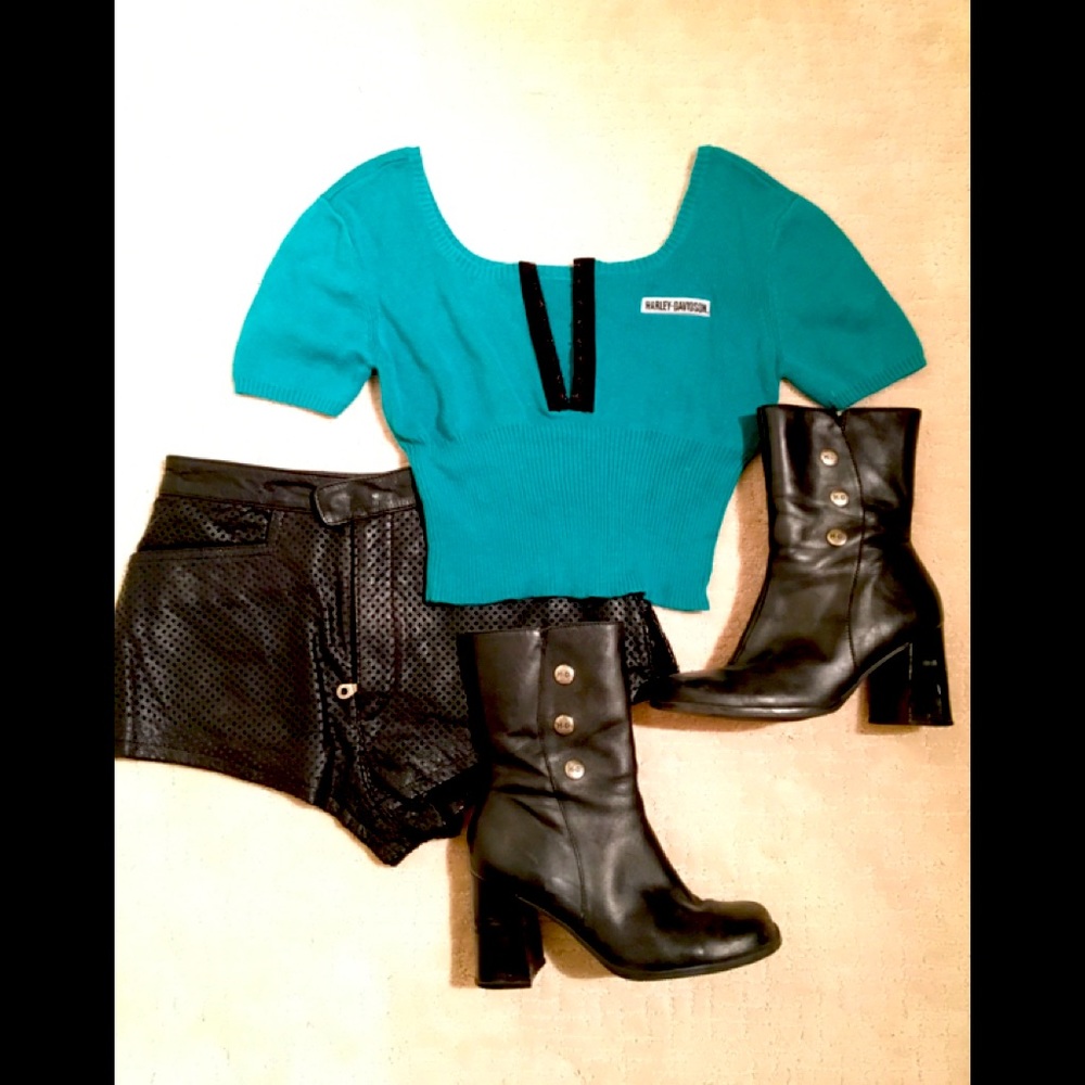 Crop top sweater